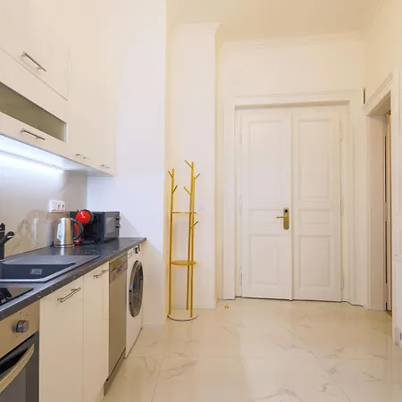 Apart Otel National Theatre Elegance