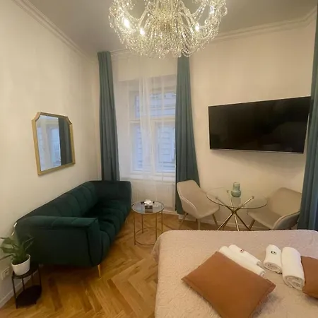 Aparthotel National Theatre Elegance