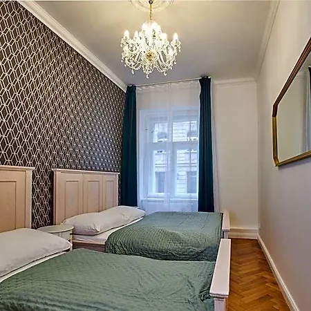 National Theatre Elegance Apart-hotel 4*