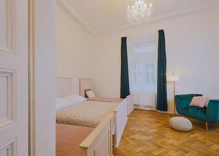 Aparthotel National Theatre Elegance 4*