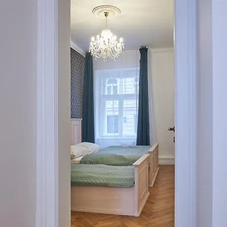 Hotel apartamentowy National Theatre Elegance *