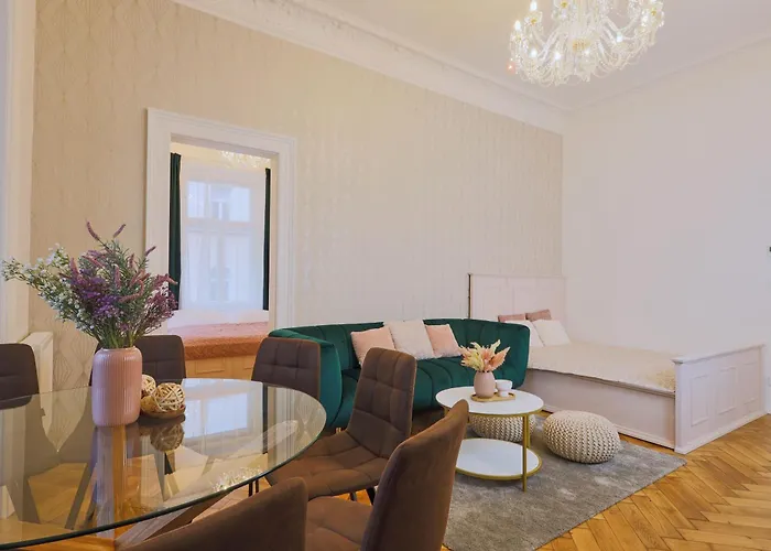National Theatre Elegance 4* Prag