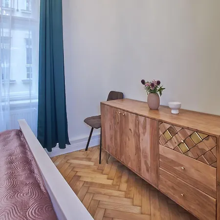 Hotel apartamentowy National Theatre Elegance